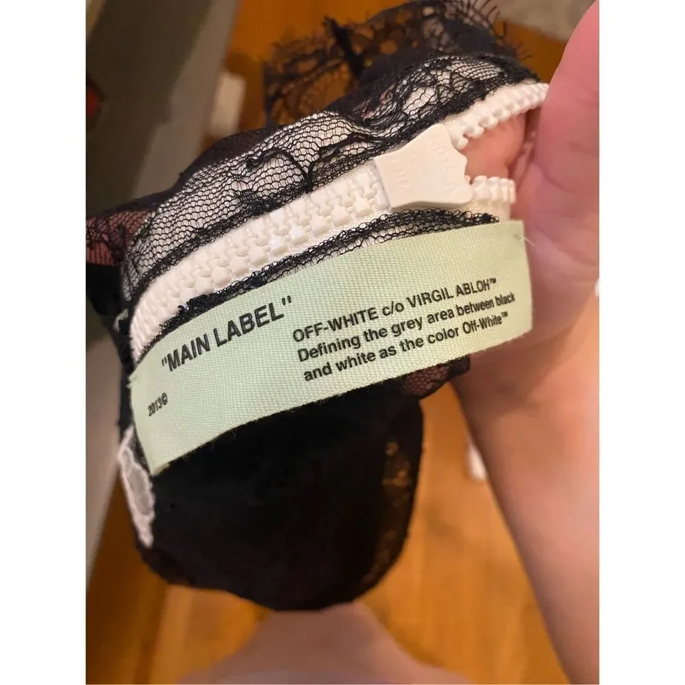 Off-White Black High-Neck Lace Top Size 44 / XL damaged - Picture 7 of 7